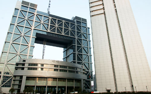 华体会钢厂建功上海证券大厦和上海信息枢纽大厦